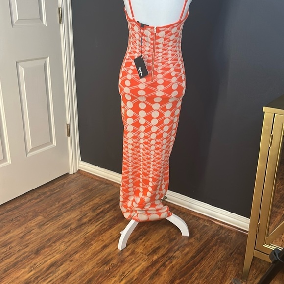 Hera Collection NWT Bodycon Sweater Maxi Dress – Orange Geometric Print, Size L - Picture 6 of 7